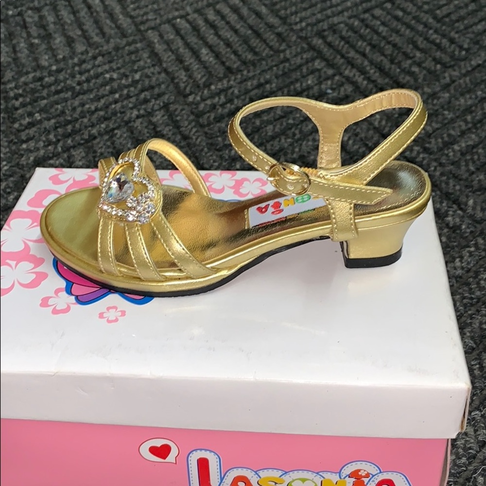 Little Girls Dress Sandals - Picture 4 of 5